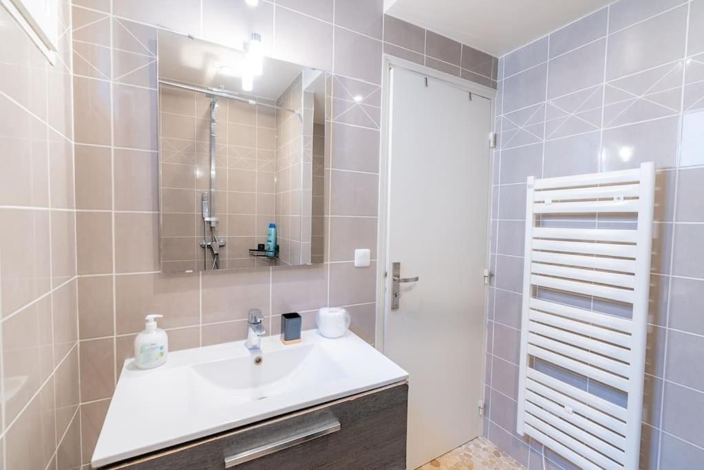 Studio Cozy Proche De L'Aeroport Cdg Le Thillay Exterior foto